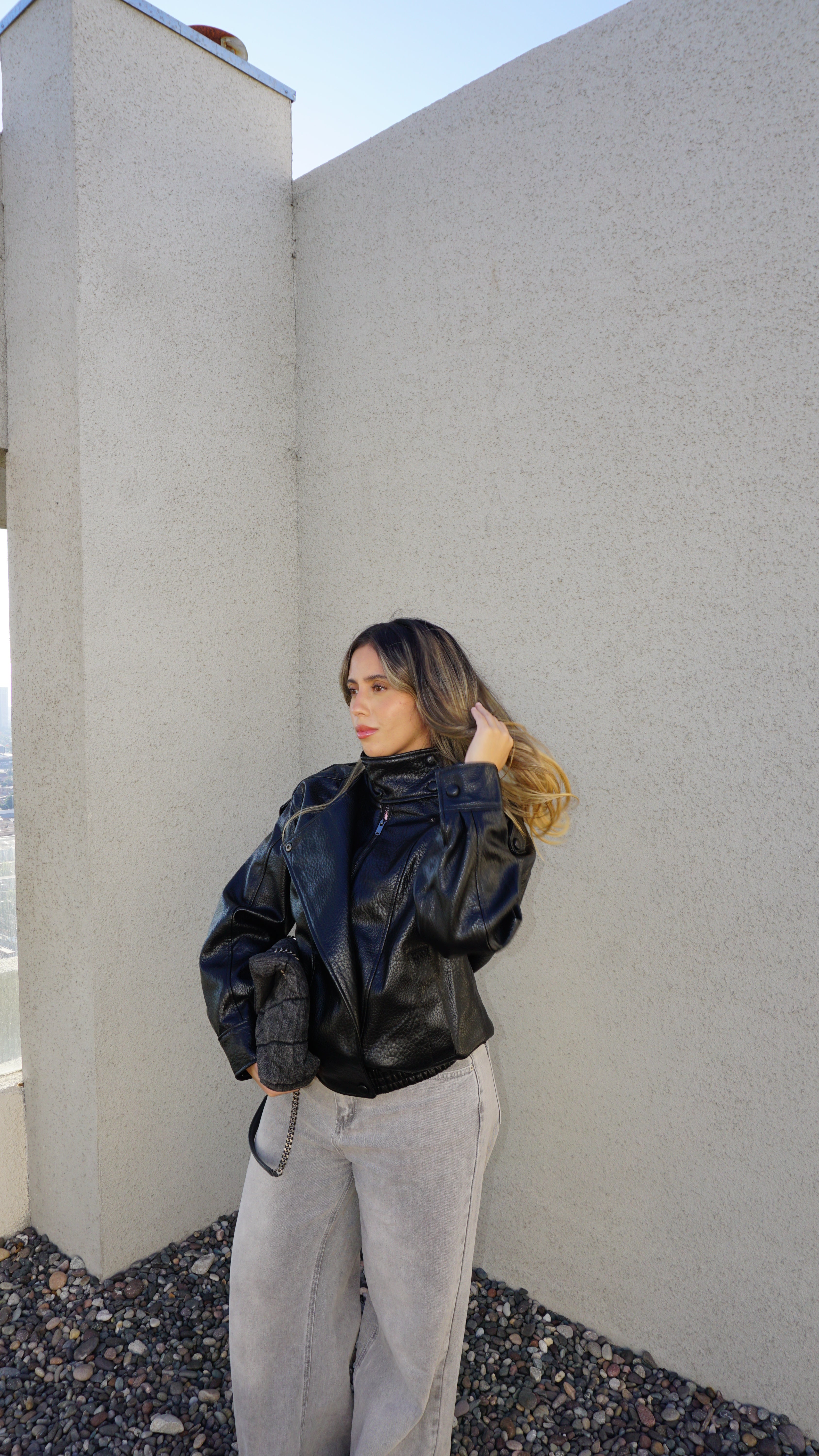 Cazadora viral zara negra