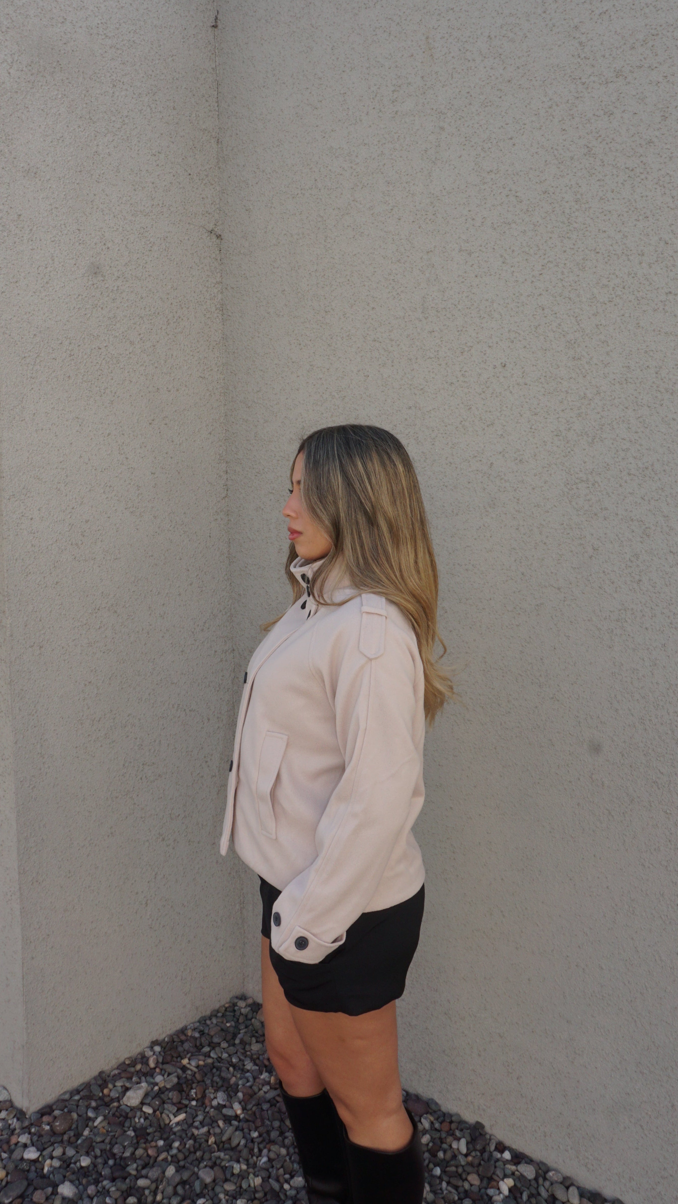 Trench Corto de Paño Beige