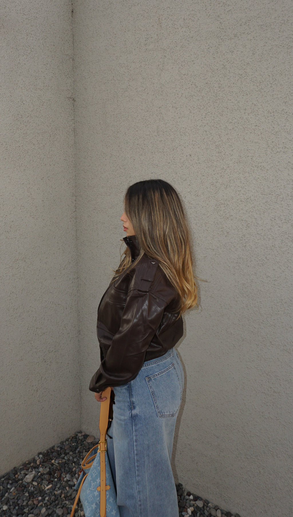 Bomber cuello alto café
