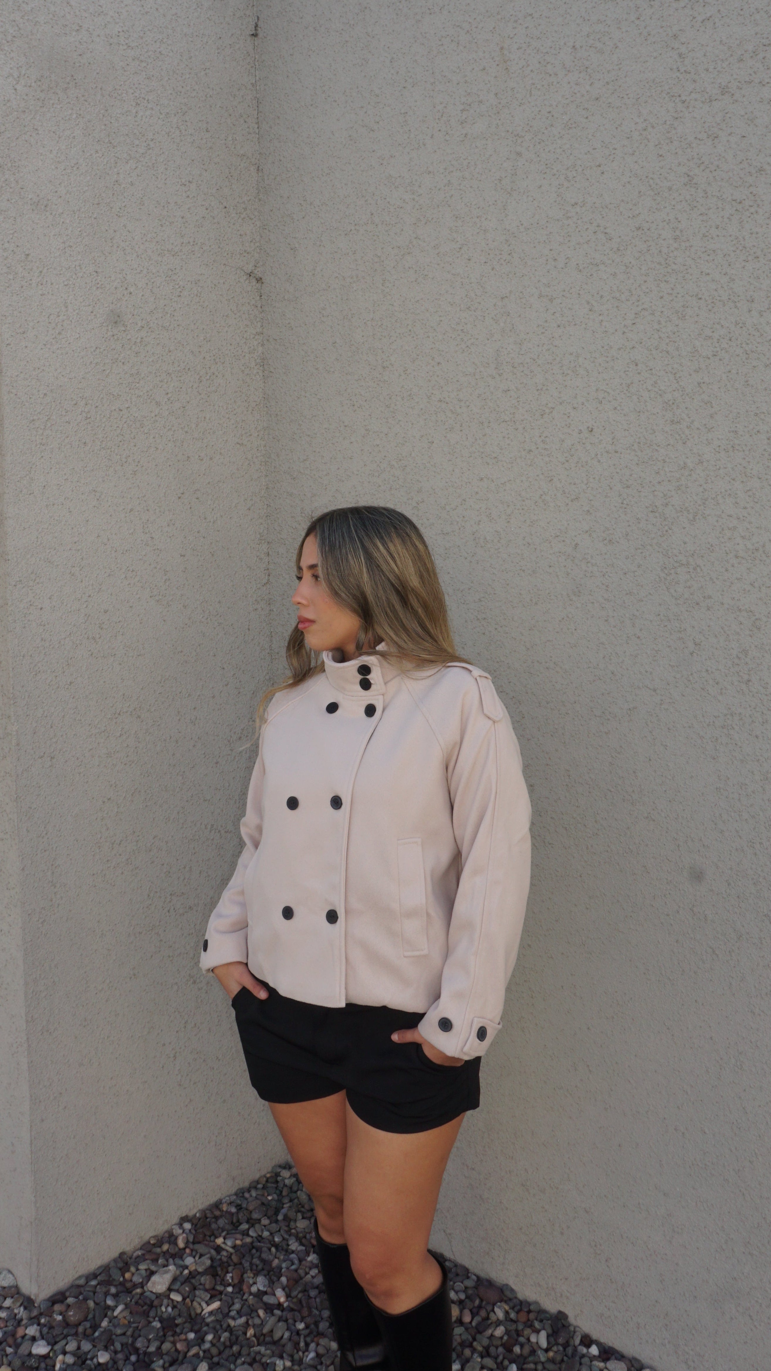 Trench Corto de Paño Beige