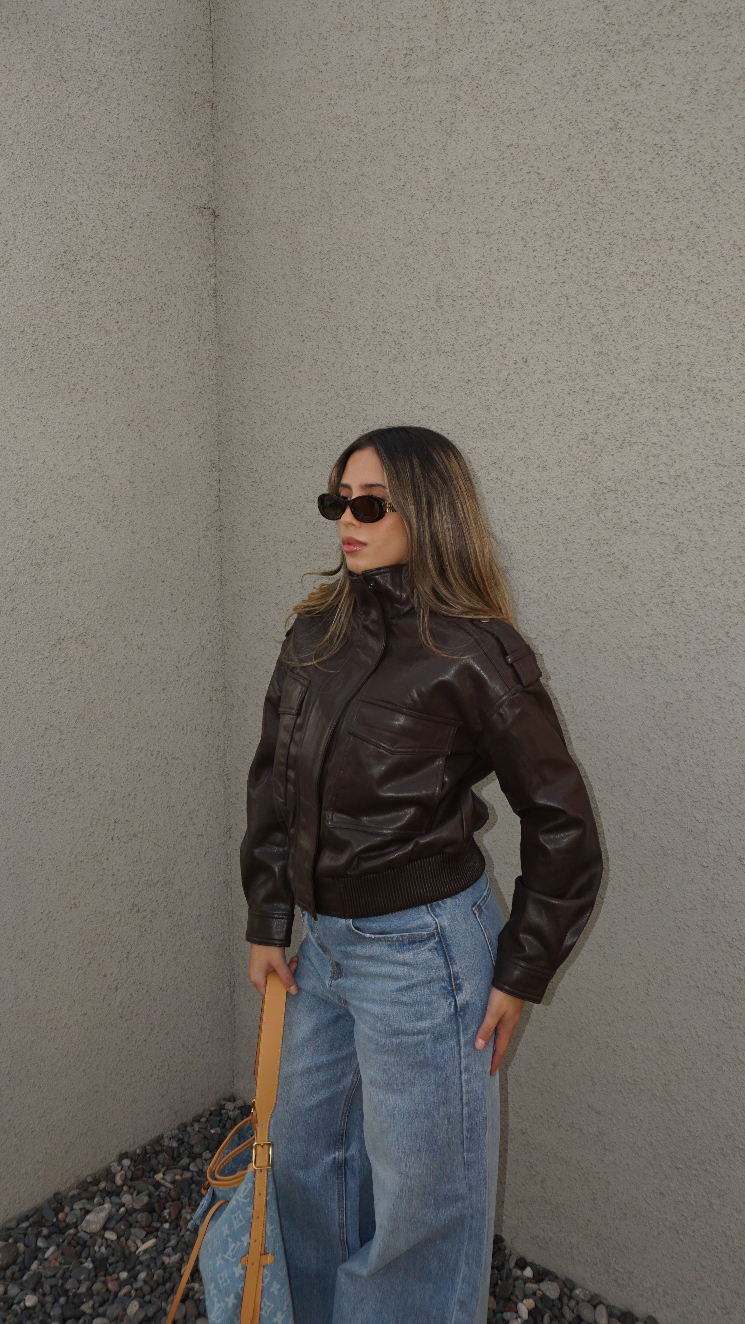 Bomber cuello alto café