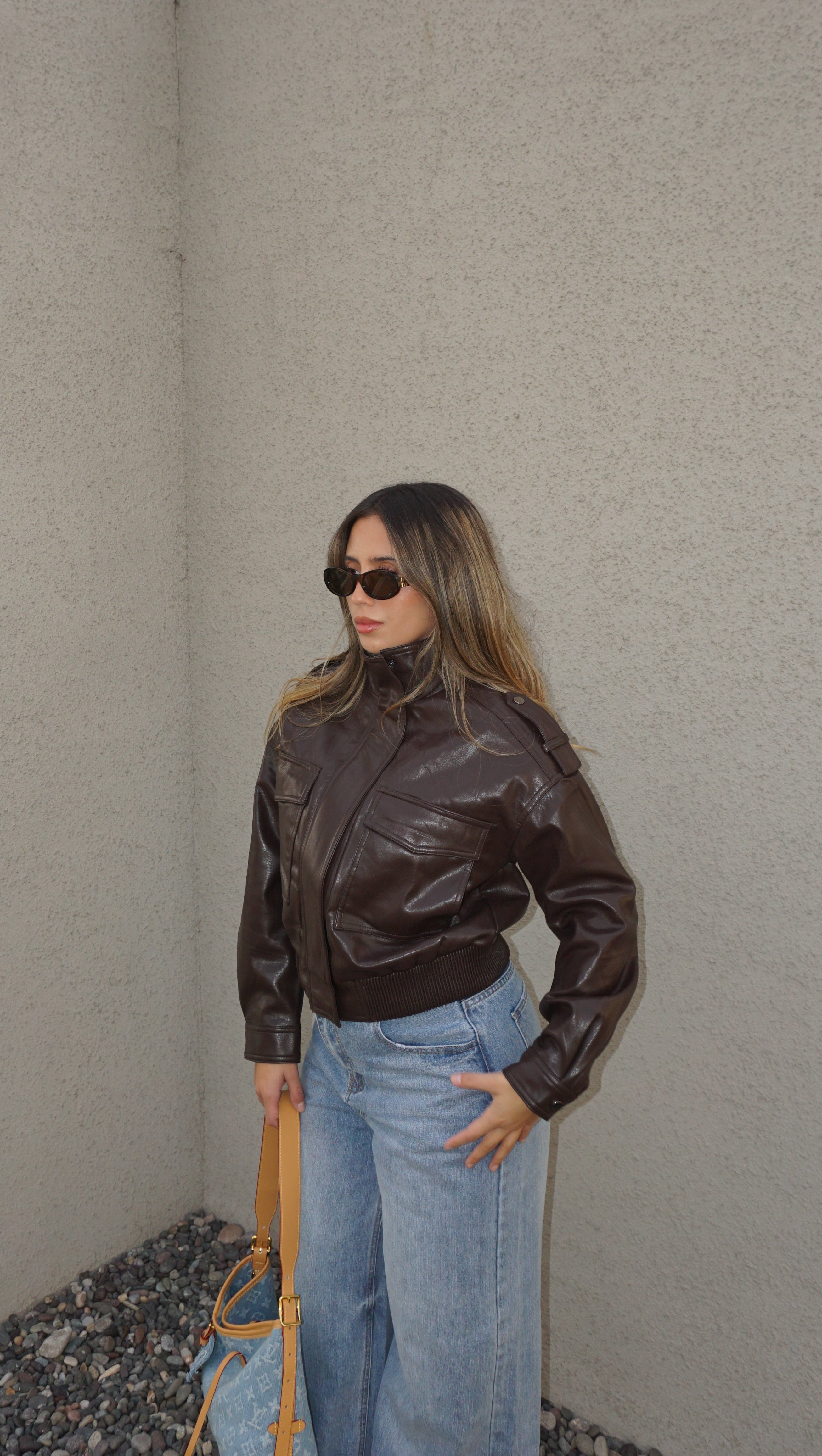 Bomber cuello alto café