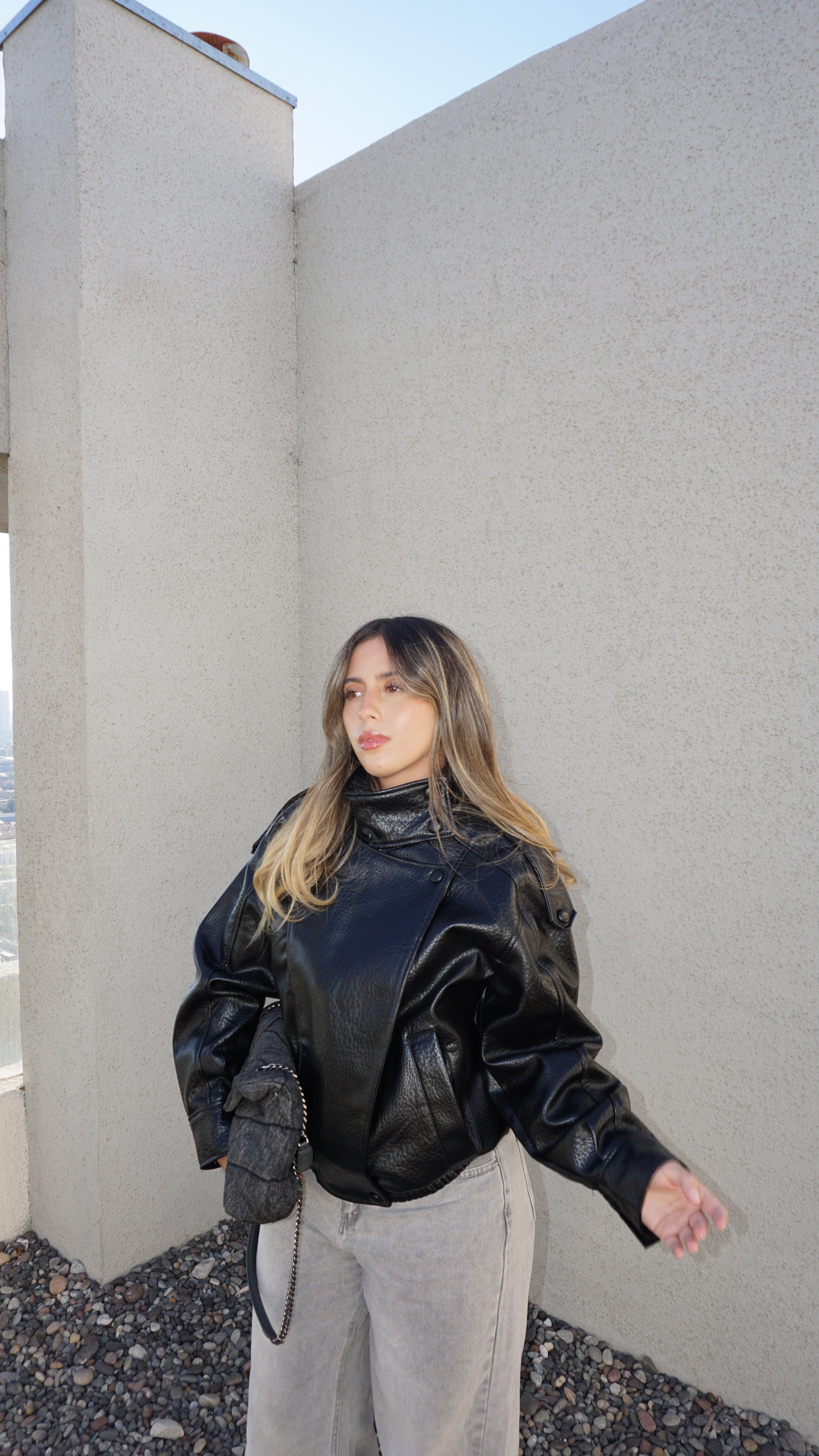 Cazadora viral zara negra