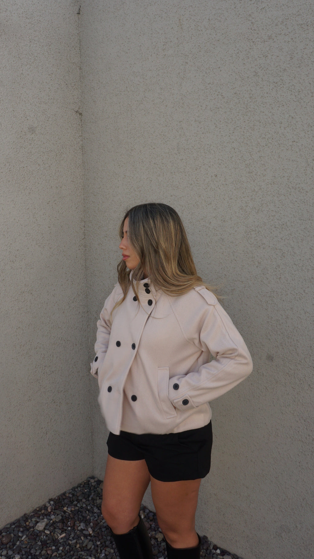Trench Corto de Paño Beige