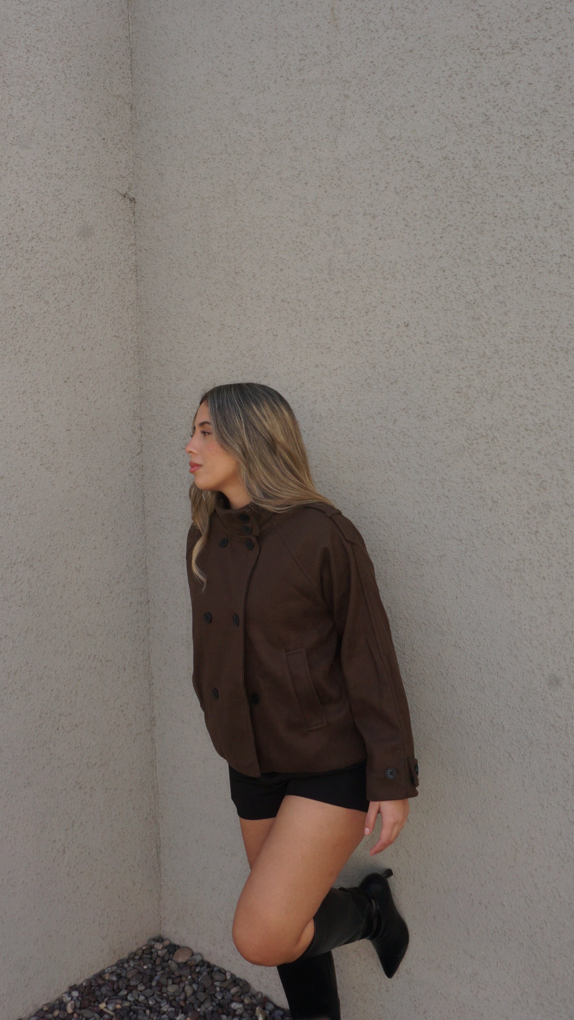 Trench Corto de paño Café